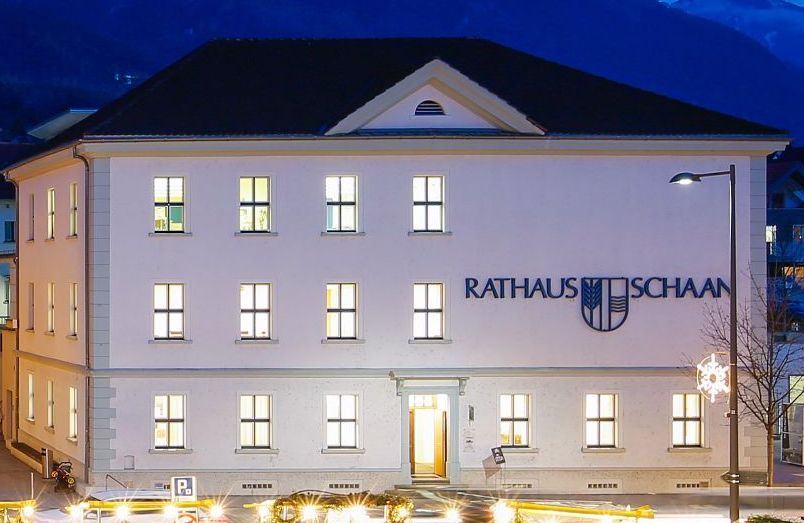 Rathaus_Adventszeit.jpg