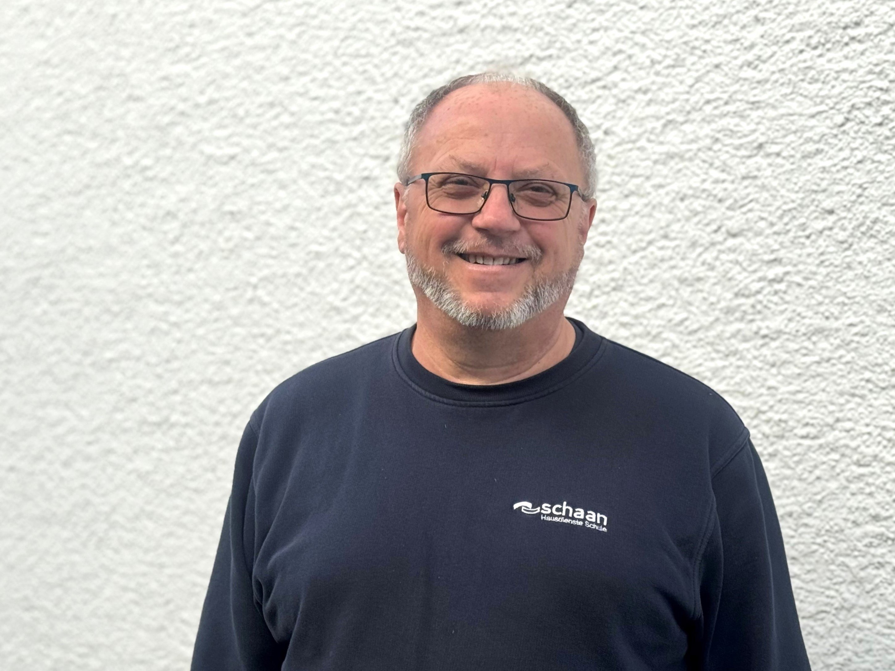 Peter Beck_geschn.jpg