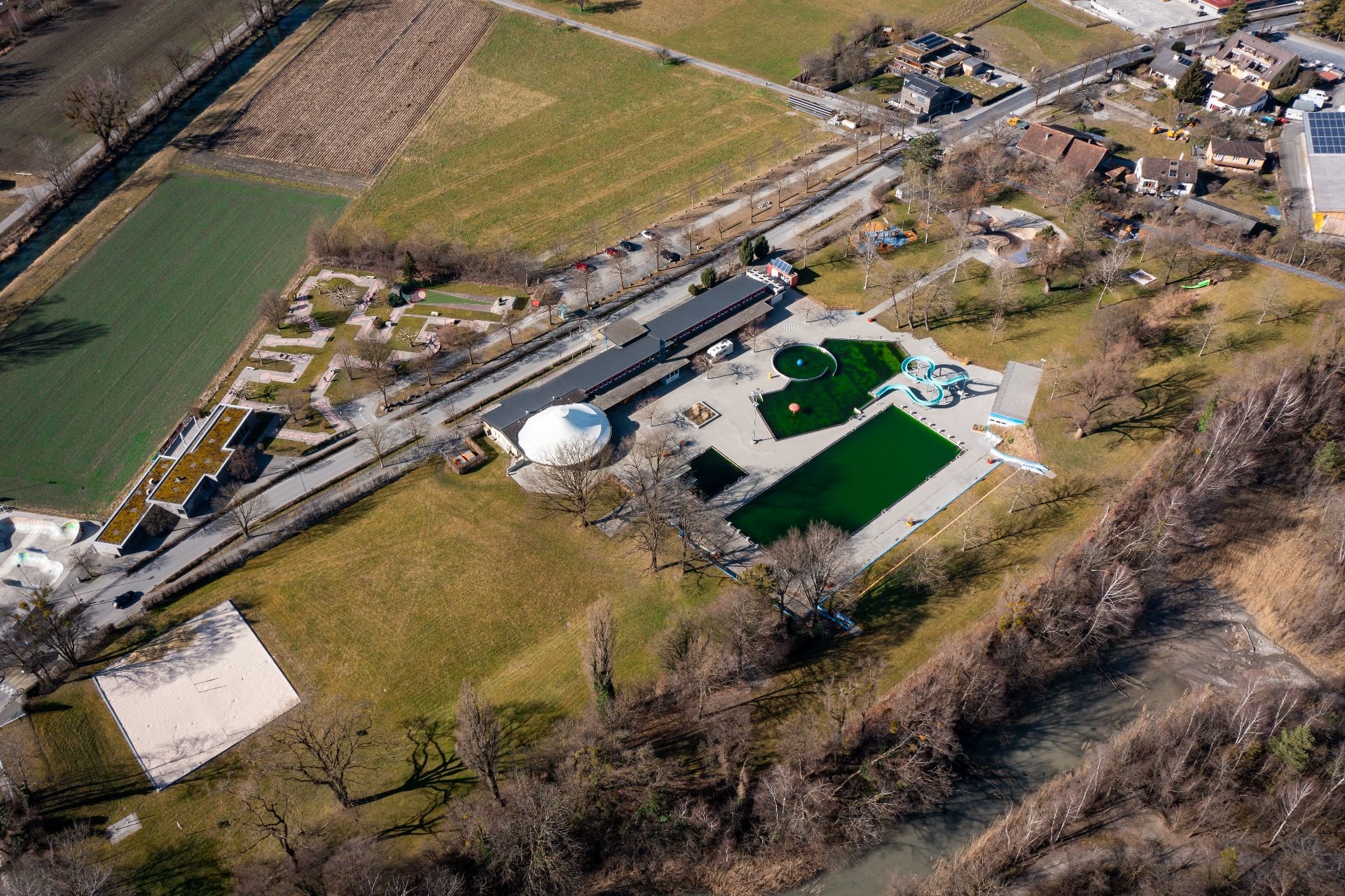 xSCHWIMMBAD-AREAL_ERI_0758.jpg