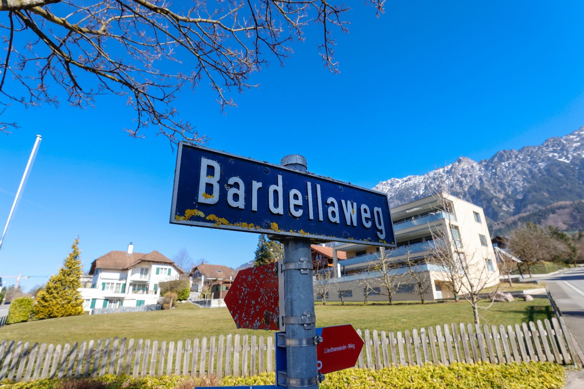 BARDELLAWEG_RI_9600.jpg