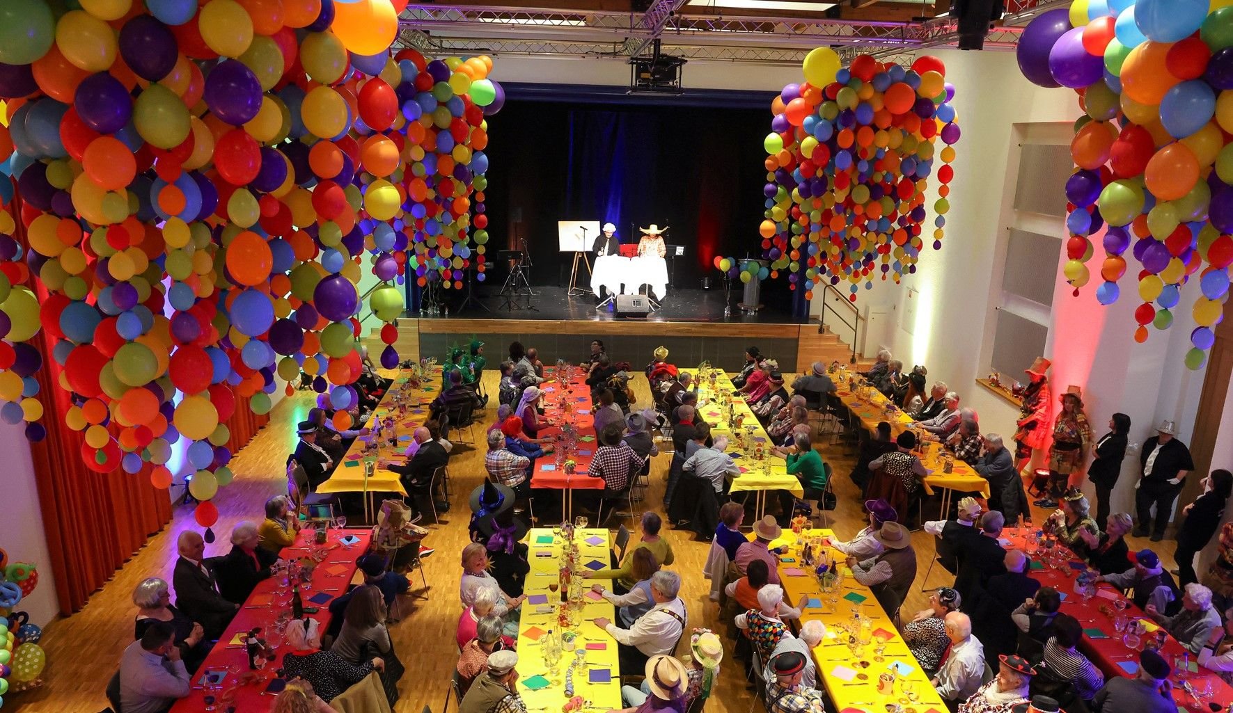Auftakt_SENIORENFASNACHT_BRI_9711.jpg