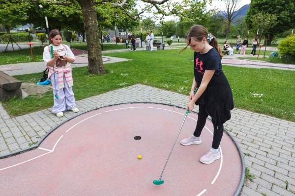 MINIGOLF_BRI_2796.JPG