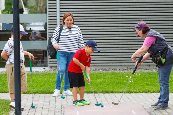 MINIGOLF_RI_1604.JPG