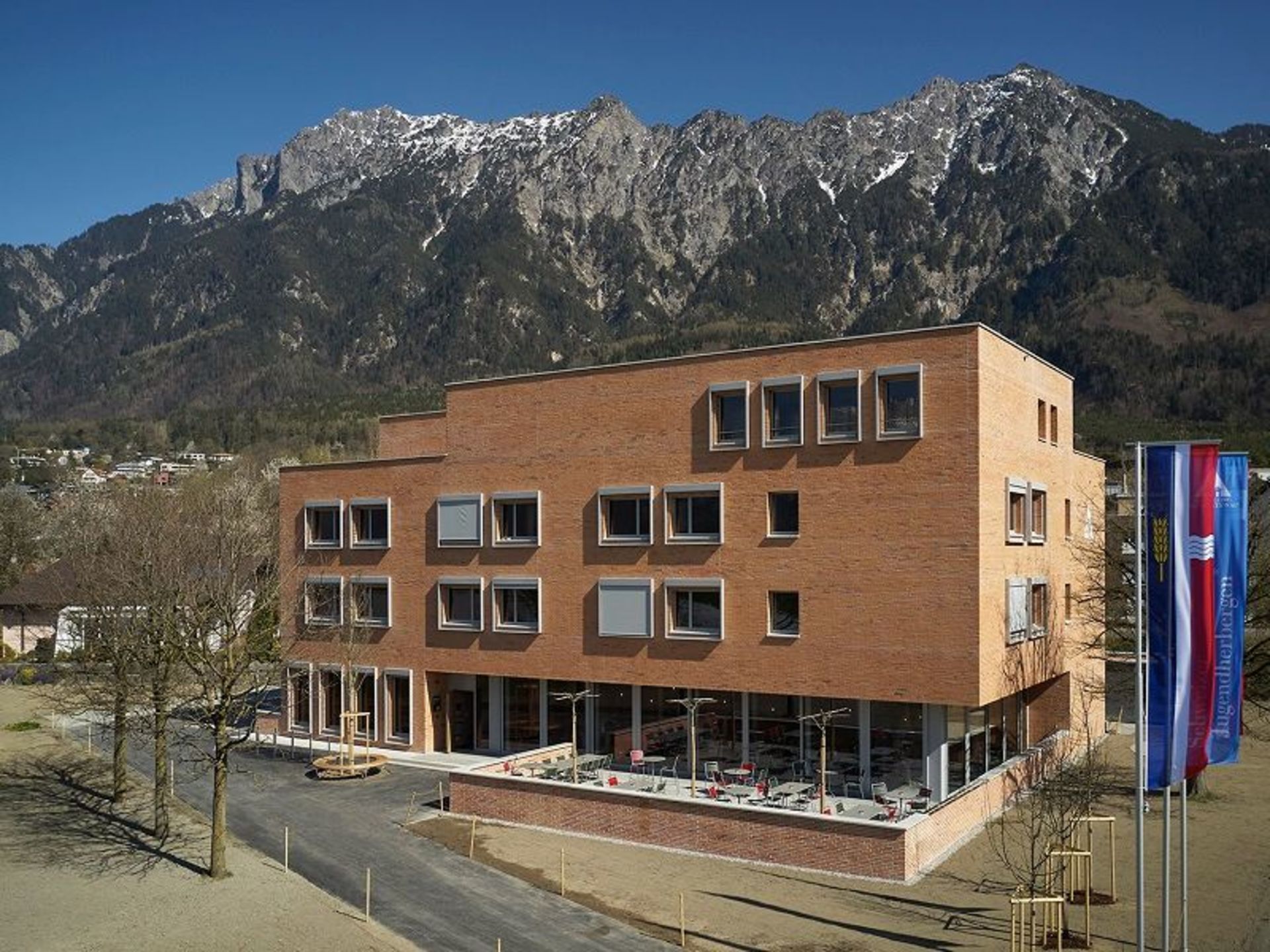Ansicht-Jugendherberge-SchaanVaduz.jpg